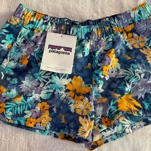 Women’s Patagonia Swim Shorts Size Medium Brand New with Tags